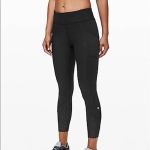 Lululemon Tight Stuff High-Rise Tight 25" Size 6